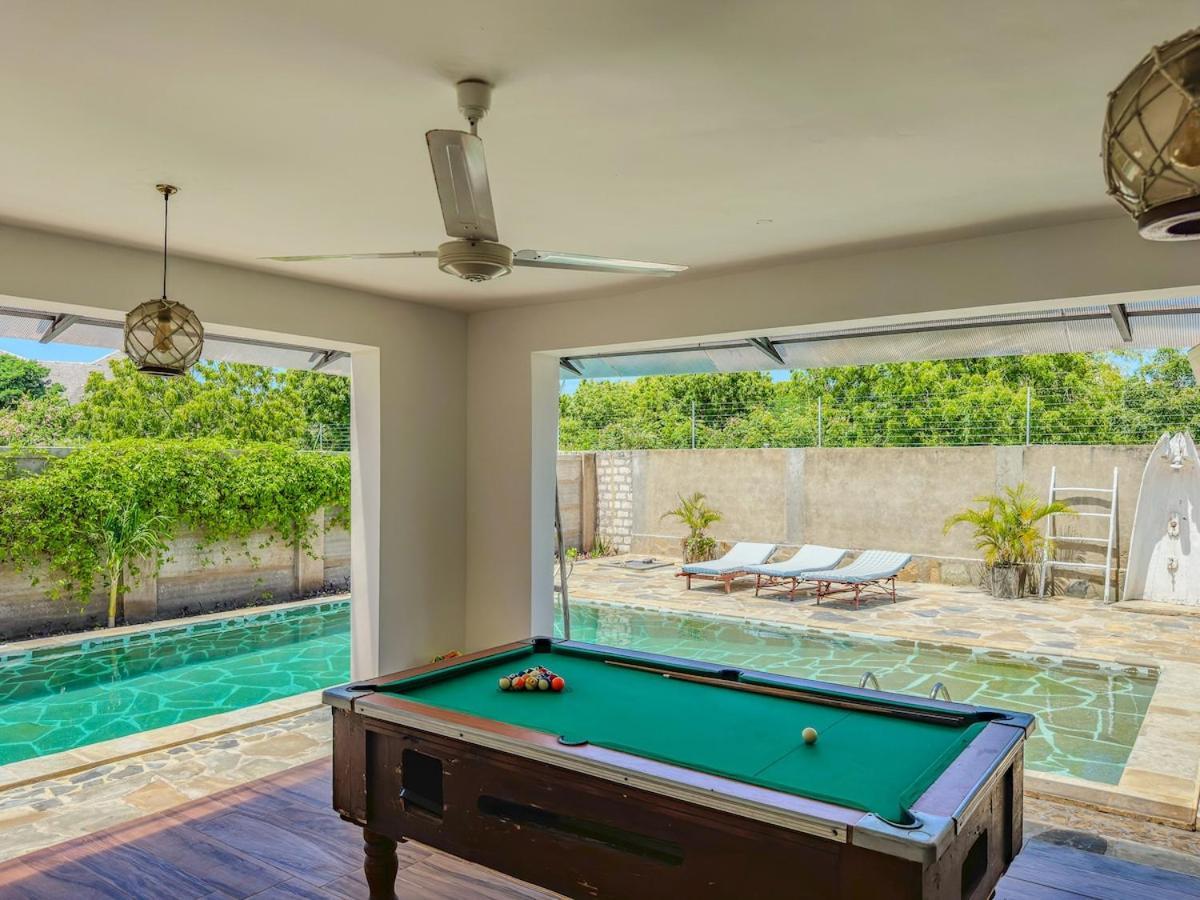 Private Backdoor Villa With Big Swimming Pool And Services Of Chef Included Diani Beach Eksteriør bilde